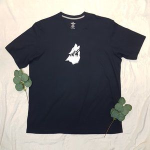 Wolf Howling Print V-Neck T-Shirt